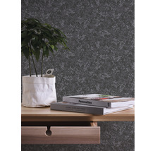 Tapete mit Blattmuster im Interieur