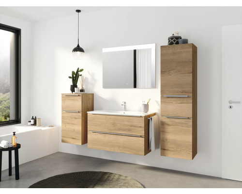 Salle de bains avec meuble-lavabo, armoire de toilette et armoire haute en design bois