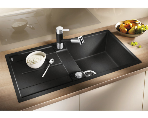 Évier en granit avec égouttoir et robinetterie