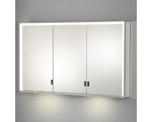 Armoire de toilette avec trois portes et éclairage intégré pour la salle de bain