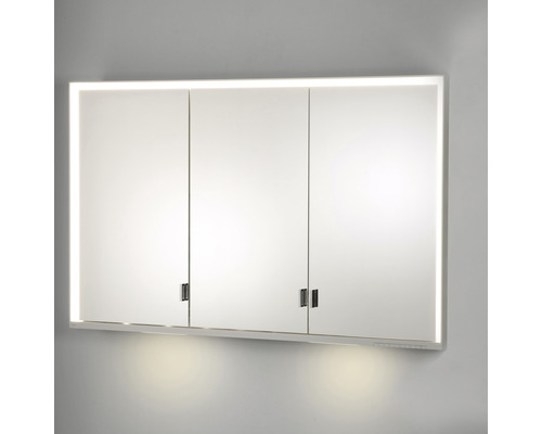 Armoire de salle de bain avec façade miroir et éclairage