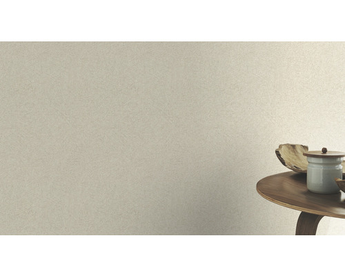 Textiltapete mit feiner Struktur an der Wand