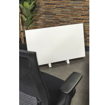 Freistehende, weisse Schallschutzwand im Büro