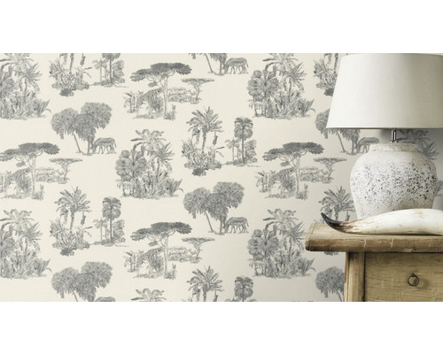 Tapete mit Dschungelmotiv und Tieren im Wohnraum