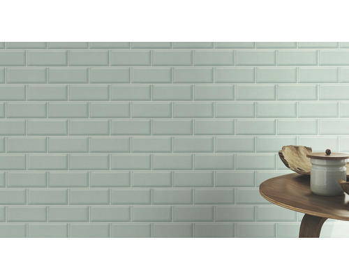 Carrelage mural de style métro avec surface brillante