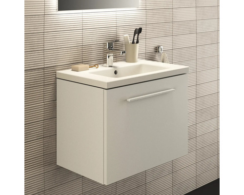 Waschtisch mit Unterschrank im Badezimmer