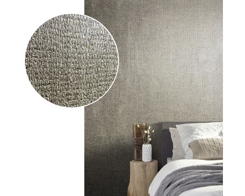 Nahaufnahme einer Wand mit Vliestapete im Schlafzimmer