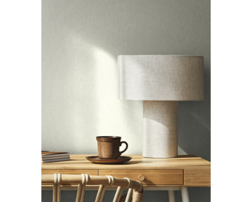 Szene mit Schreibtisch, Tischlampe und Tasse