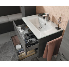 Badezimmerwaschtisch mit Schubladen und Accessoires