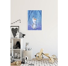 Poster avec une illustration d''Olaf du film La Reine des neiges dans la chambre d''enfant