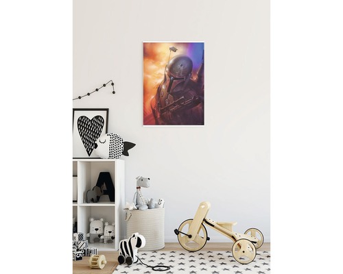 Helles Kinderzimmer mit Star Wars Wandbild, Spielzeugregal und Holzspielzeugdreirad