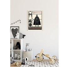 Chambre d''enfant avec une image murale de Kylo Ren et des jouets