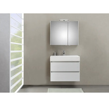 Modernes Badezimmer mit weißem Waschtischunterschrank, Waschbecken und Spiegelschrank