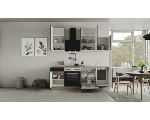 Moderne Küche mit weißen Schränken, schwarzer Dunstabzugshaube und Geschirrspüler