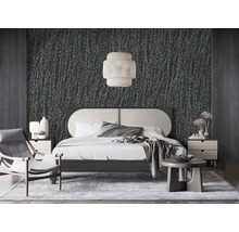 Chambre à coucher avec lit, tables de chevet, lampe et papier peint à motifs