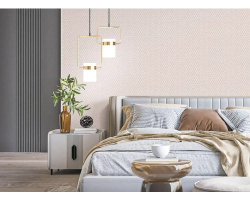 Schlafzimmer mit Bett, Nachttisch, Dekoration und Pendelleuchten für eine helle und organisierte Atmosphäre.