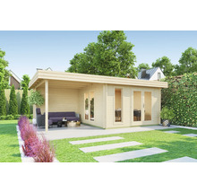 Gartenhaus aus Holz mit überdachter Terrasse, Gartenmöbeln und angelegtem Garten