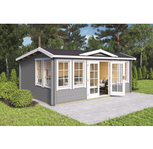 Graues Gartenhaus mit Fenstern und Doppeltür auf einer gepflasterten Fläche