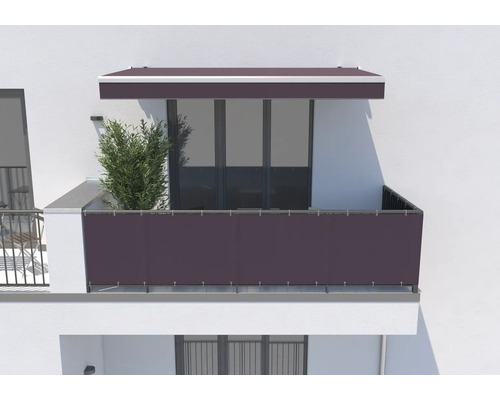 Balcon avec écran d''intimité et store