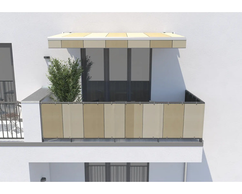 Vue d''un balcon avec écran de confidentialité et protection solaire