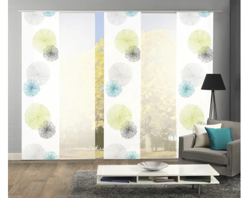 Salon avec panneaux coulissants à motif graphique