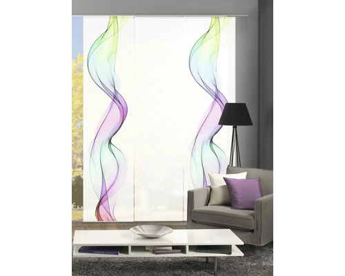 Wohnzimmer mit Schiebegardinen mit Wellenmuster