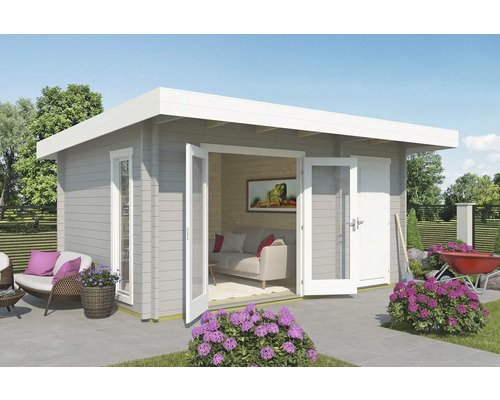 Gartenhaus Outdoor Life Chameleon 44 inkl. Fußboden 510 x 410 cm lichtgrau Modernes Gartenhaus mit Doppeltür, Fenster und Flachdach auf Terrasse mit Gartenmöbeln und Schubkarre