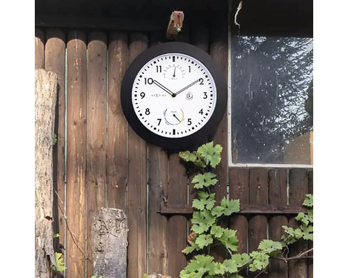 Nextime Wanduhr mit Thermometer und Hygrometer zur Anbringung im Außenbereich