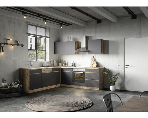 Cuisine moderne avec des armoires grises et des accents de bois dans un espace de style industriel