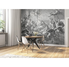 Esszimmer mit Wandbild im klassischen Stil, Esstisch und Stühlen.