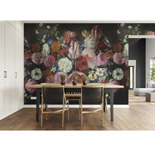 Salle à manger avec table, chaises et papier peint photo à motifs floraux
