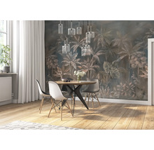 Esszimmer mit Esstisch, Stühlen und Fototapete mit Pflanzenmotiven
