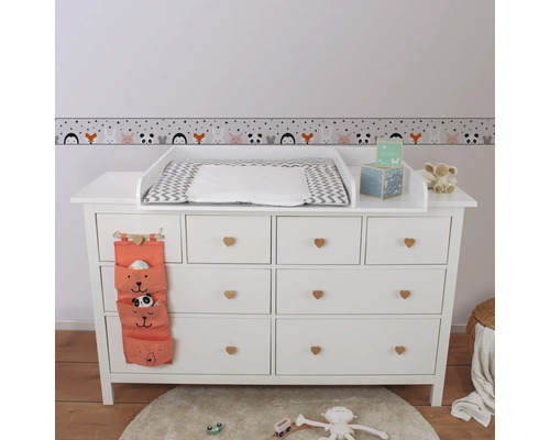 Commode avec plan à langer, matelas à langer, bordure murale et sac de rangement