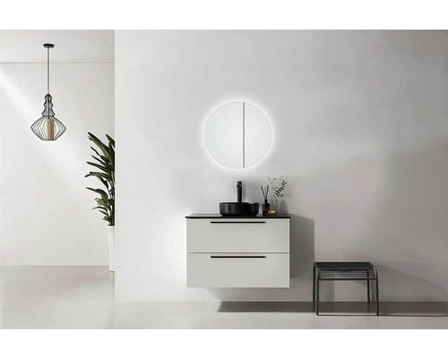 Salle de bain avec meuble sous-vasque, miroir rond avec éclairage et tabouret