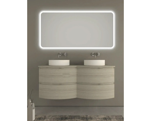 Salle de bains avec meuble-lavabo double, vasques à poser et miroir éclairé