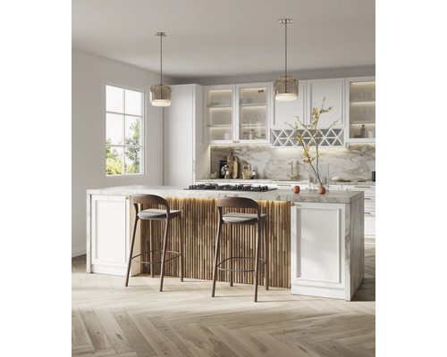 Cuisine moderne avec îlot, tabourets de bar et suspensions