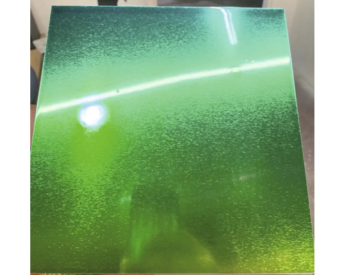 Carreau carré avec surface brillante