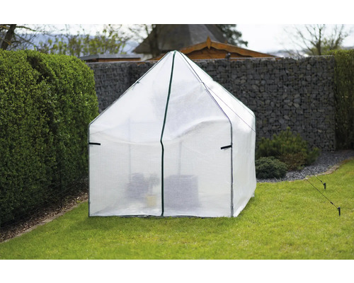 Serre dans le jardin