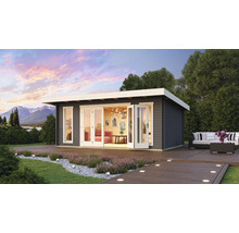 Pavillon de jardin avec de grandes fenêtres et terrasse à l''extérieur.