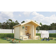 Maison de jeux en bois avec porte ouverte dans le jardin