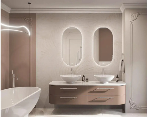 Salle de bains moderne avec double vasque, miroirs éclairés et baignoire pour une ambiance claire et organisée.