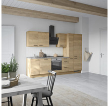 Cuisine claire avec aspect bois, hotte aspirante et coin repas