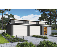 Grand garage double en bois avec deux portes de garage et des fenêtres sous le toit