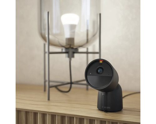 Philips Überwachungskamera auf einem Tisch