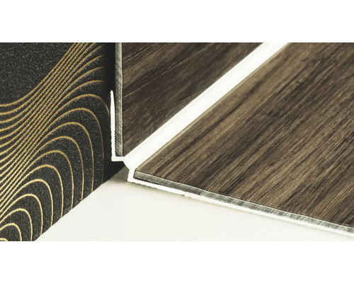 Sol vinyle à clic aspect bois et système de connexion en détail
