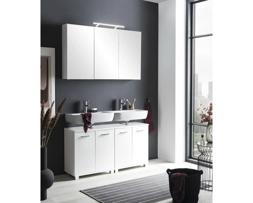 Salle de bain moderne avec meuble sous-lavabo blanc, vasque à poser, armoire de toilette et serviette