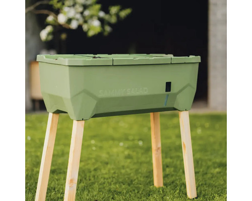 Hochbeet aus Kunststoff und Holz für den Garten