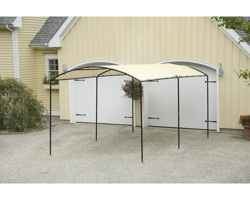 Pavillon mit Überdachung vor Garage