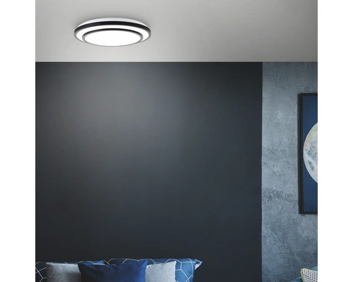 Runde Deckenleuchte im Innenraum