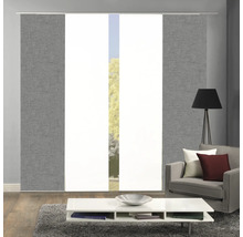 Salon avec rideaux coulissants pour la décoration de fenêtre